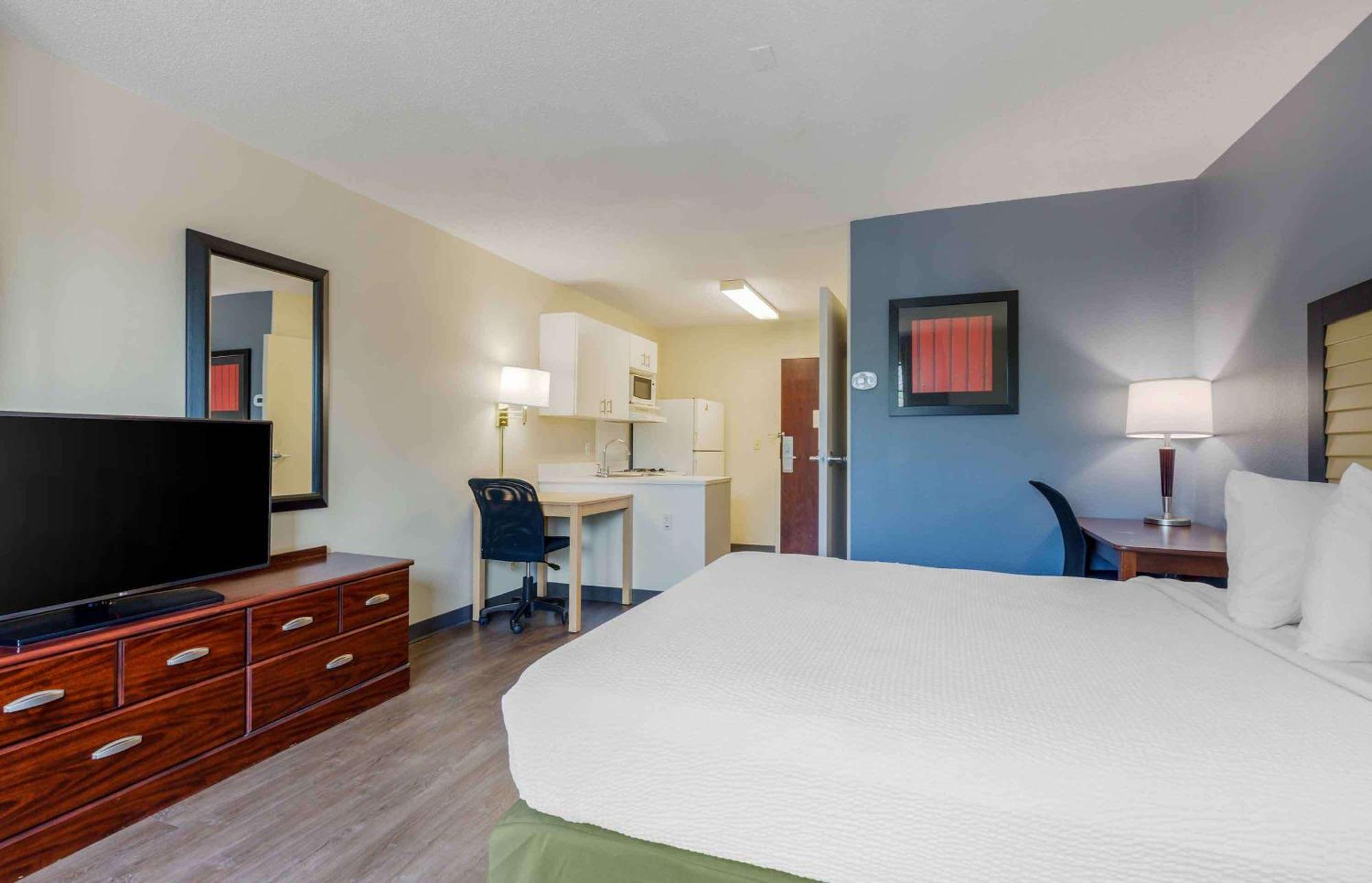 Extended Stay America Suites - Washington Dc Germantown Milestone Eksteriør bilde