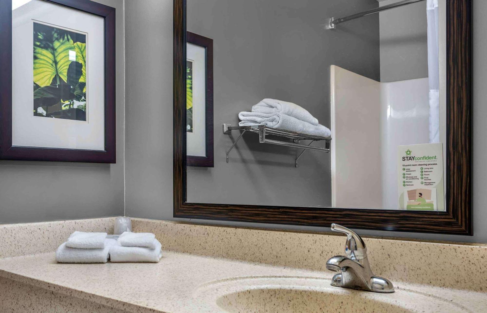 Extended Stay America Suites - Washington Dc Germantown Milestone Eksteriør bilde