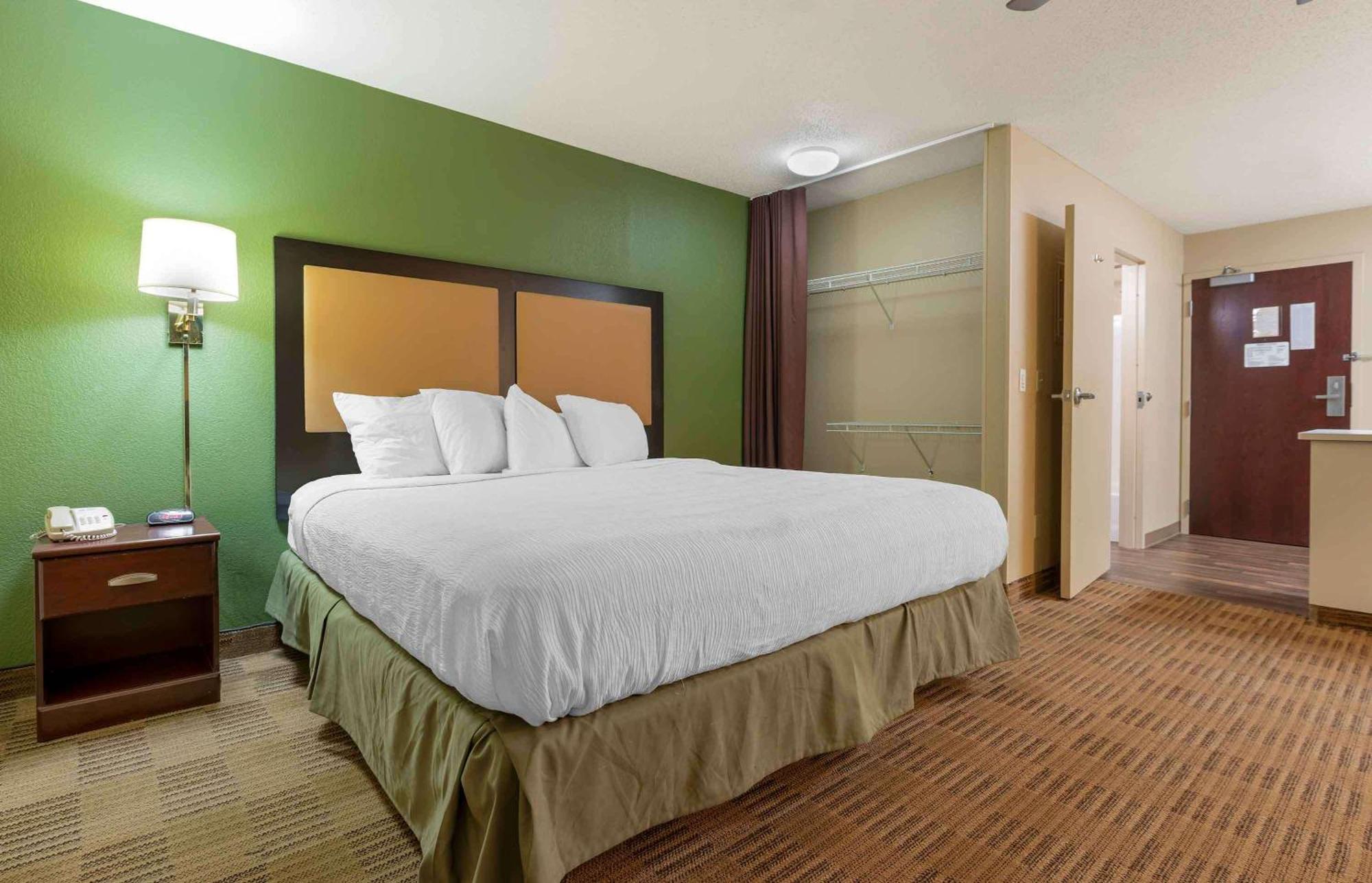 Extended Stay America Suites - Washington Dc Germantown Milestone Eksteriør bilde