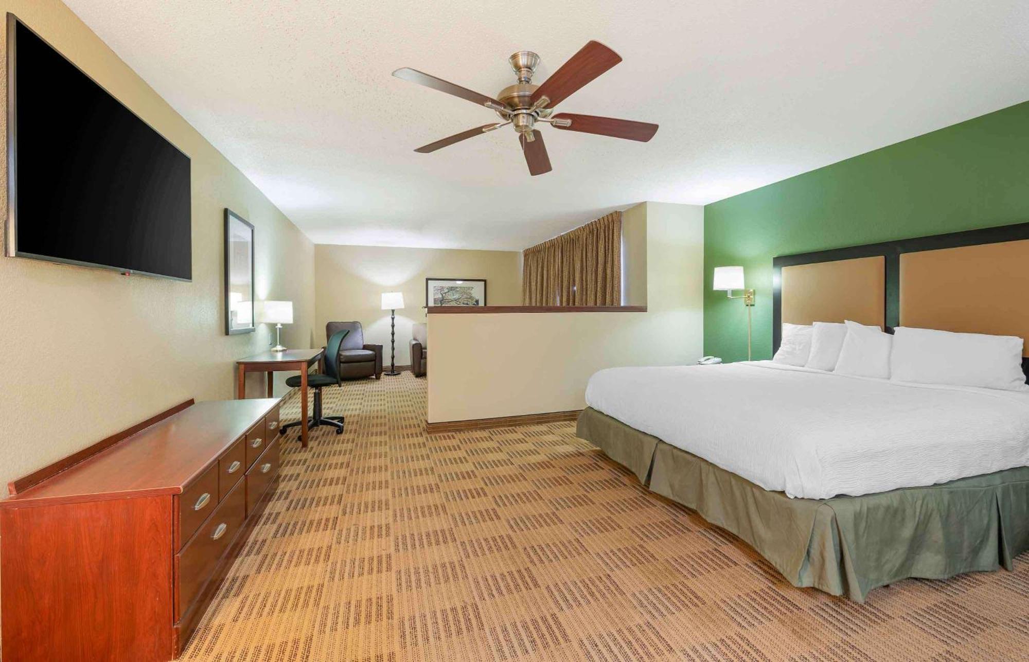 Extended Stay America Suites - Washington Dc Germantown Milestone Eksteriør bilde