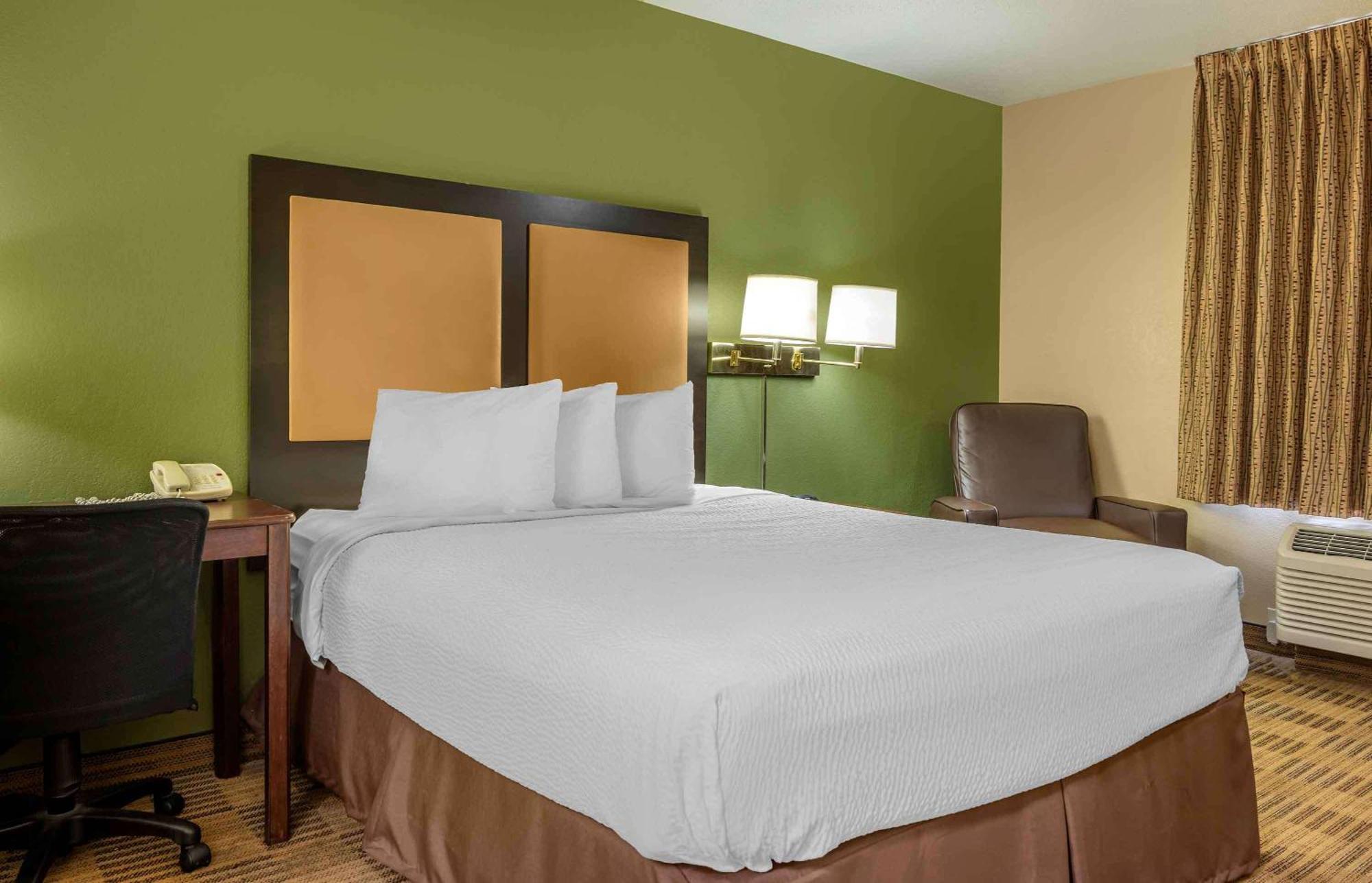 Extended Stay America Suites - Washington Dc Germantown Milestone Eksteriør bilde