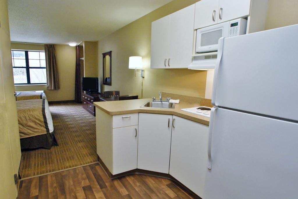 Extended Stay America Suites - Washington Dc Germantown Milestone Eksteriør bilde