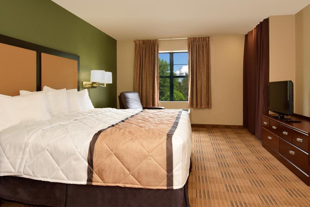 Extended Stay America Suites - Washington Dc Germantown Milestone Eksteriør bilde